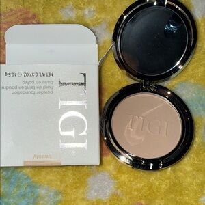 TIGI Powder Foundation - Soft Beige